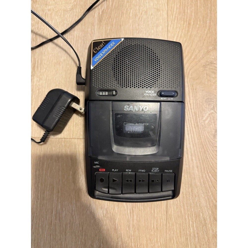 Sanyo TRC-SB1000 Cassette Tape Recorder Player Voice Xpander Tested Works AC